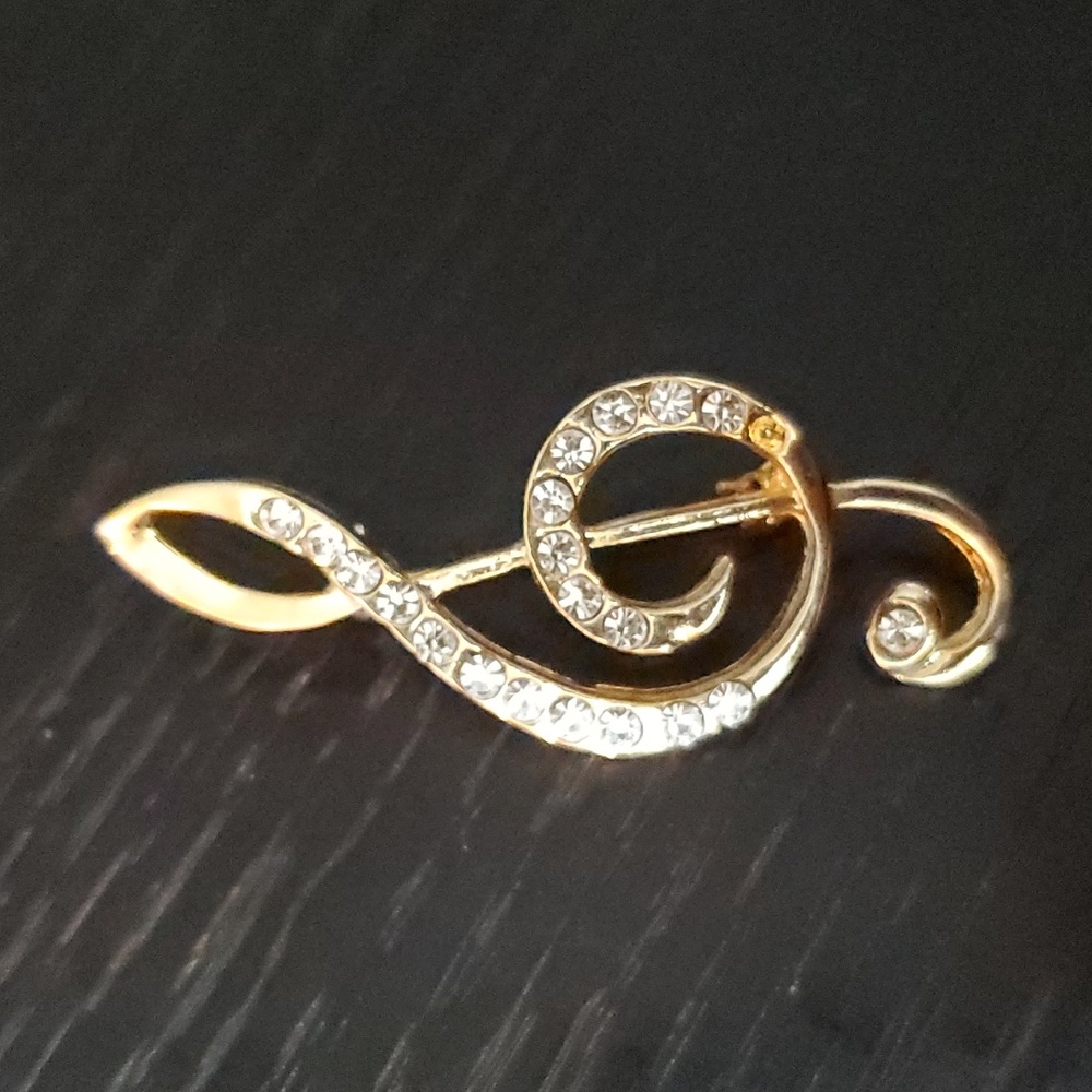 Treble Clef Brooch